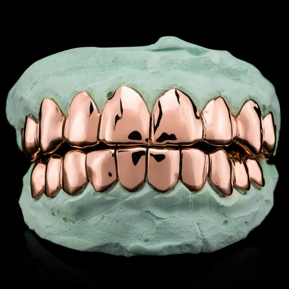 CUSTOM GRILLZ